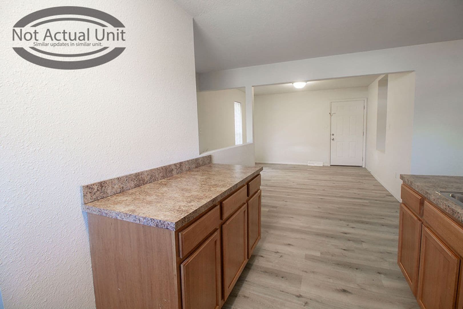 Columbia House: 1013 W Ash St