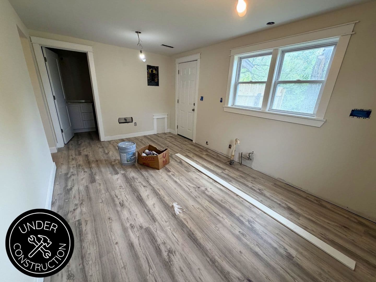Columbia House: 2800 Mexico Gravel Rd