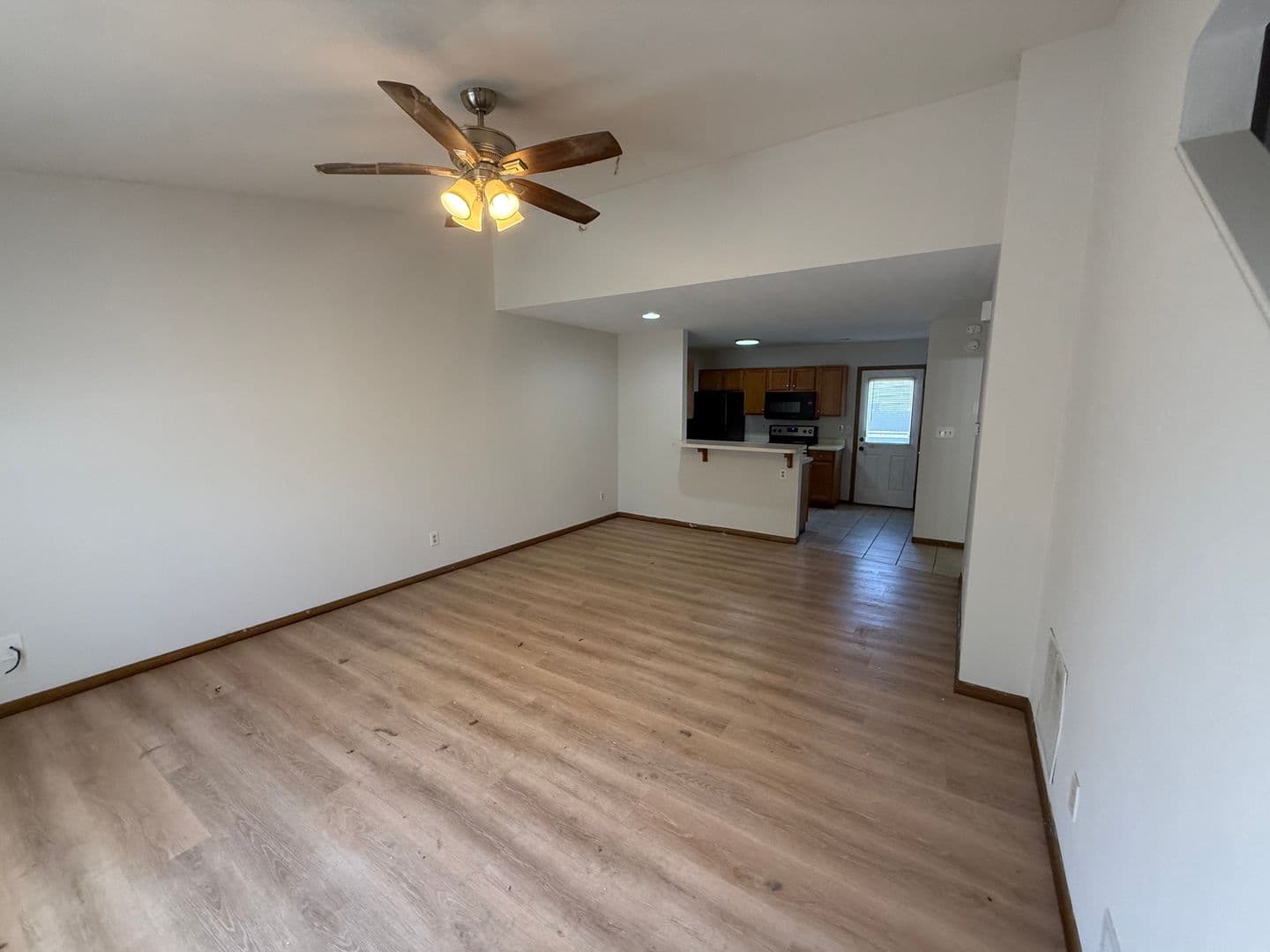 Columbia House: 1521 Typhoon Court