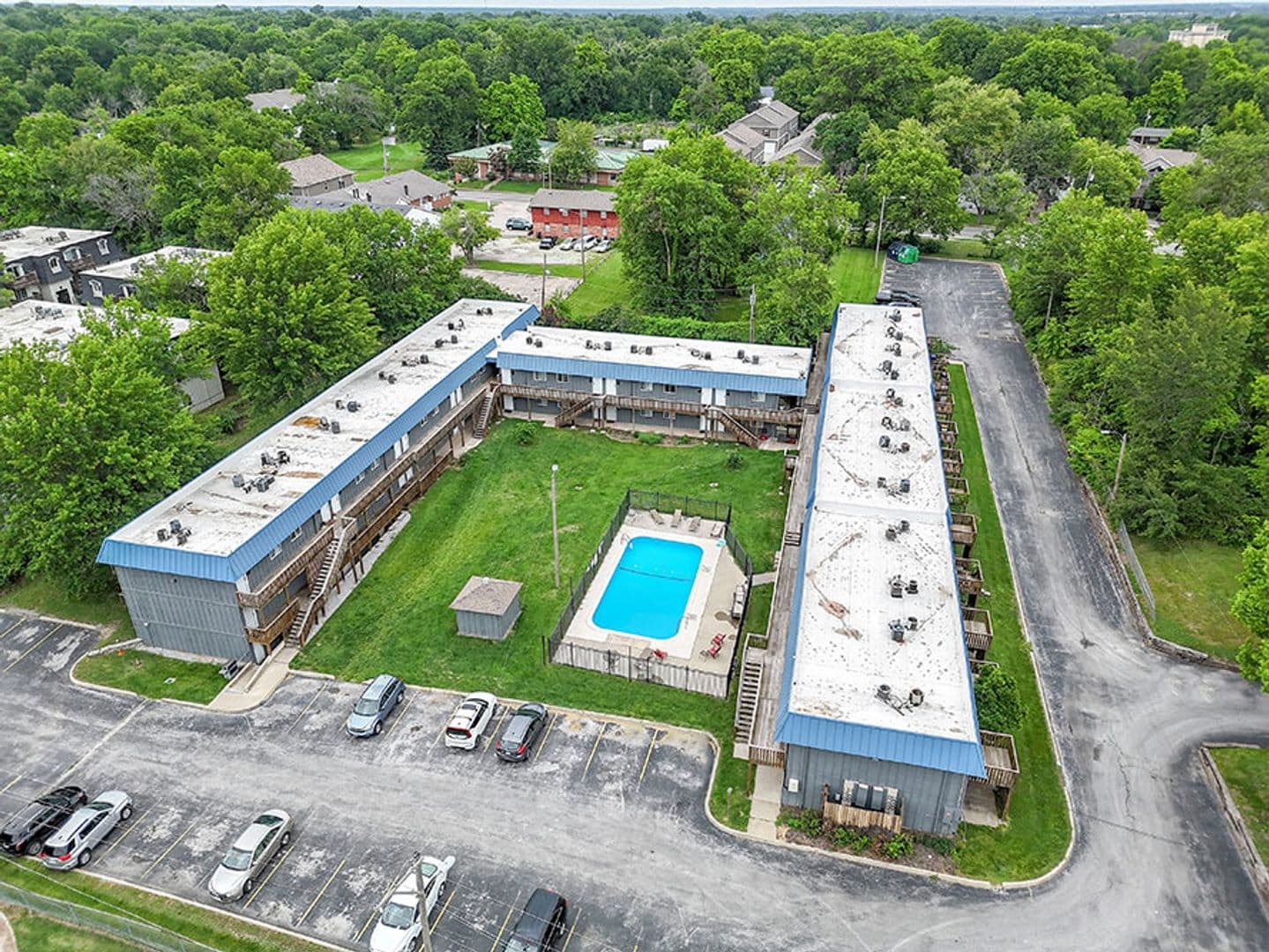 Columbia House: 105 N Garth Ave #54