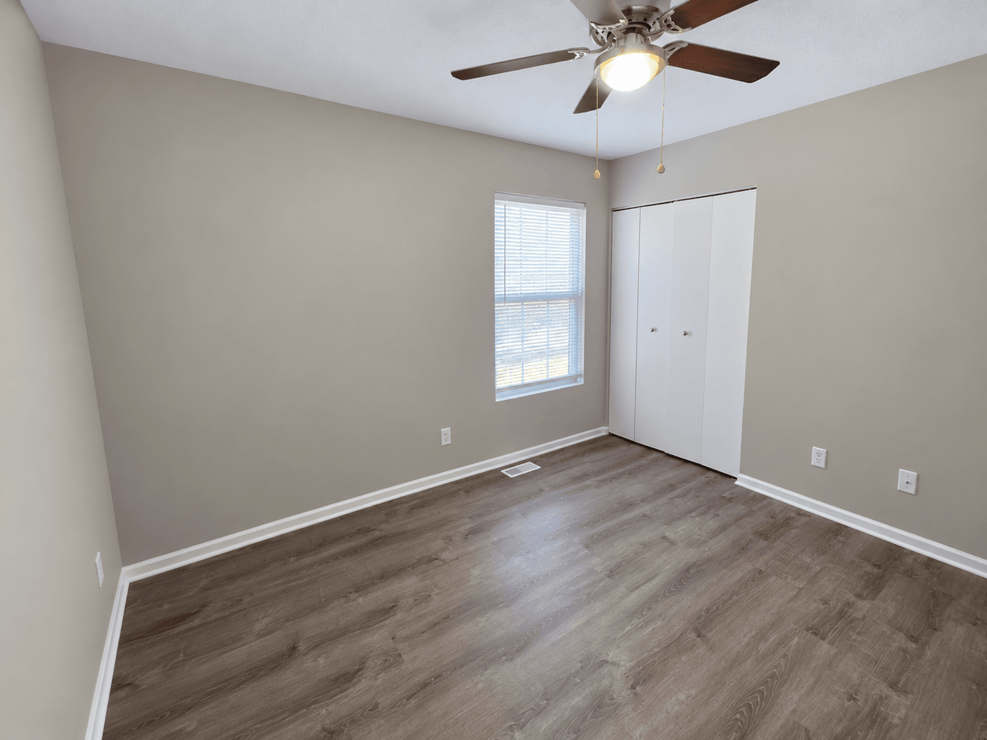 Columbia House: 1421 Risen Star Ct