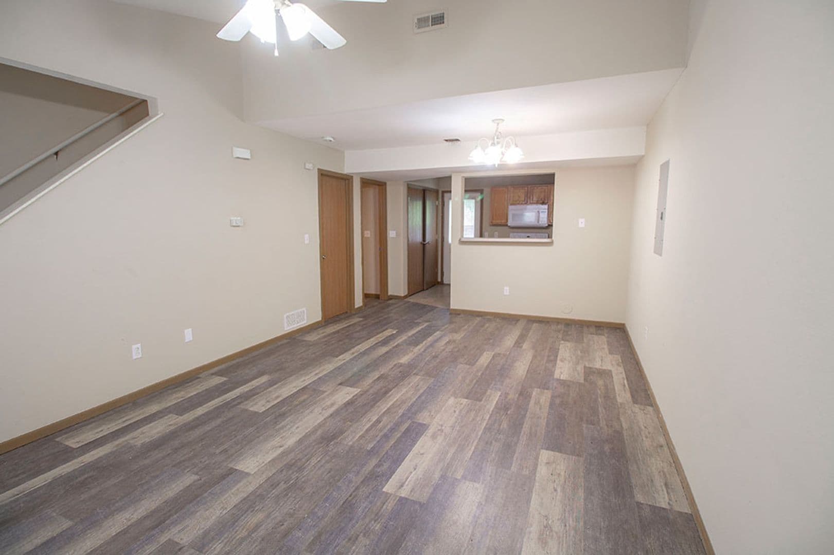 Columbia House: 1503 Greensboro Dr