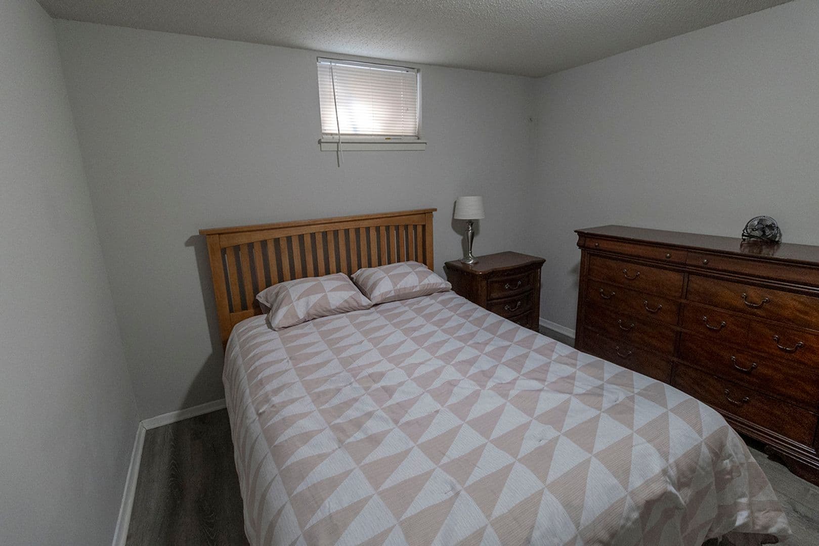 Columbia House: 204 Wheaton Ct