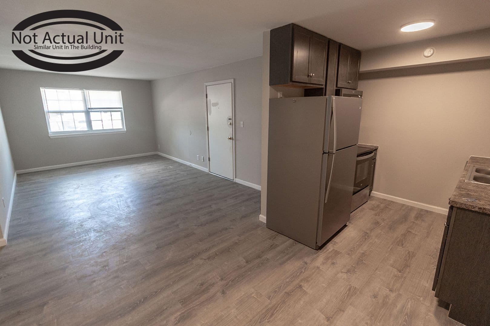 Columbia Apartment: 3408 Balboa Ln #48