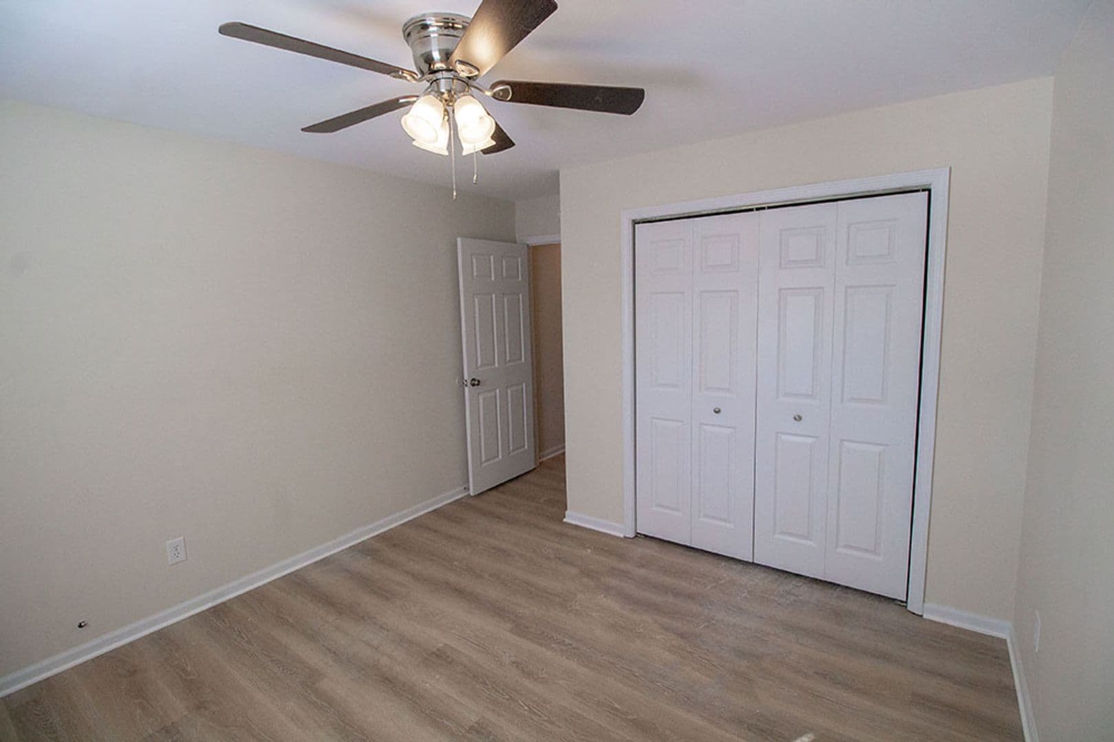 Columbia House: 3612 Hermitage Rd