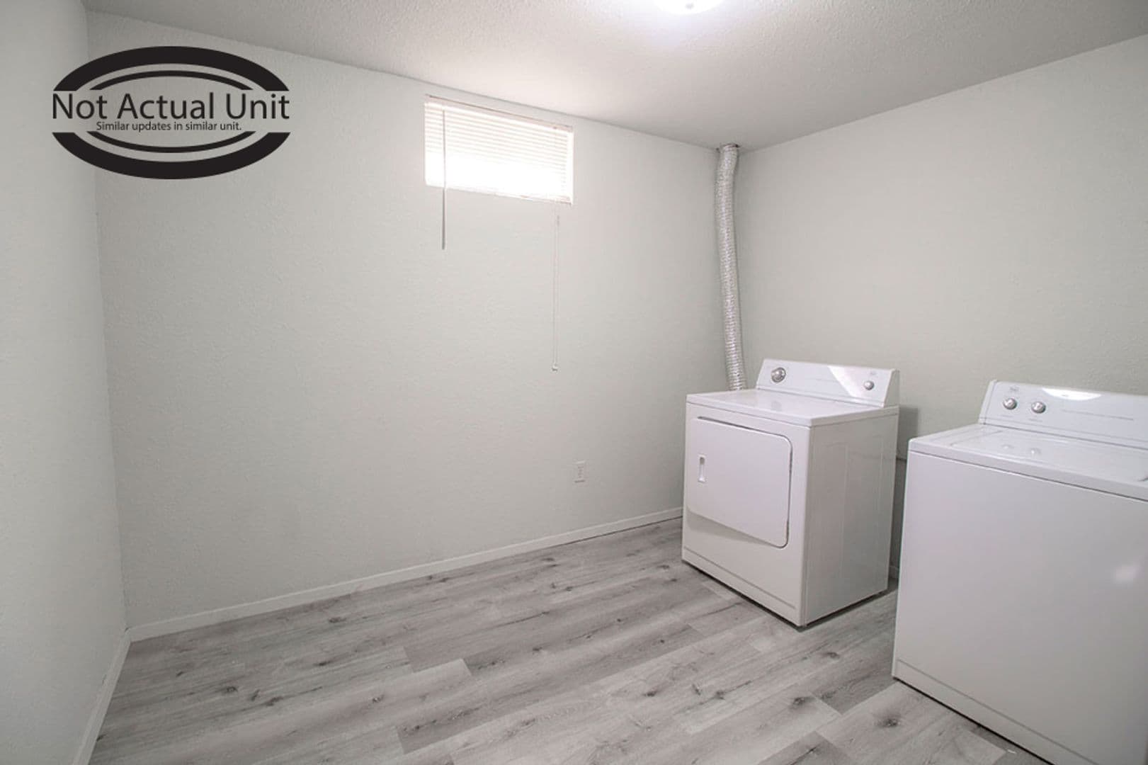 Columbia House: 1013 W Ash St