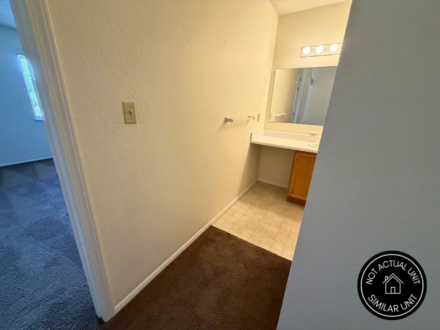 Jefferson City House: 903 Southwest Blvd B