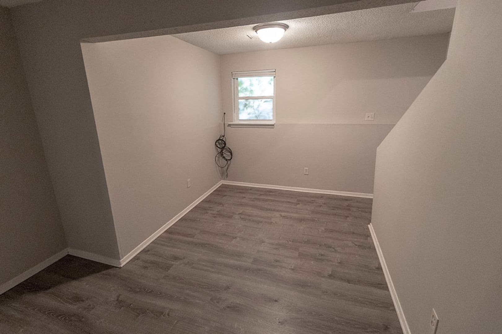 Columbia House: 215 Wheaton Ct
