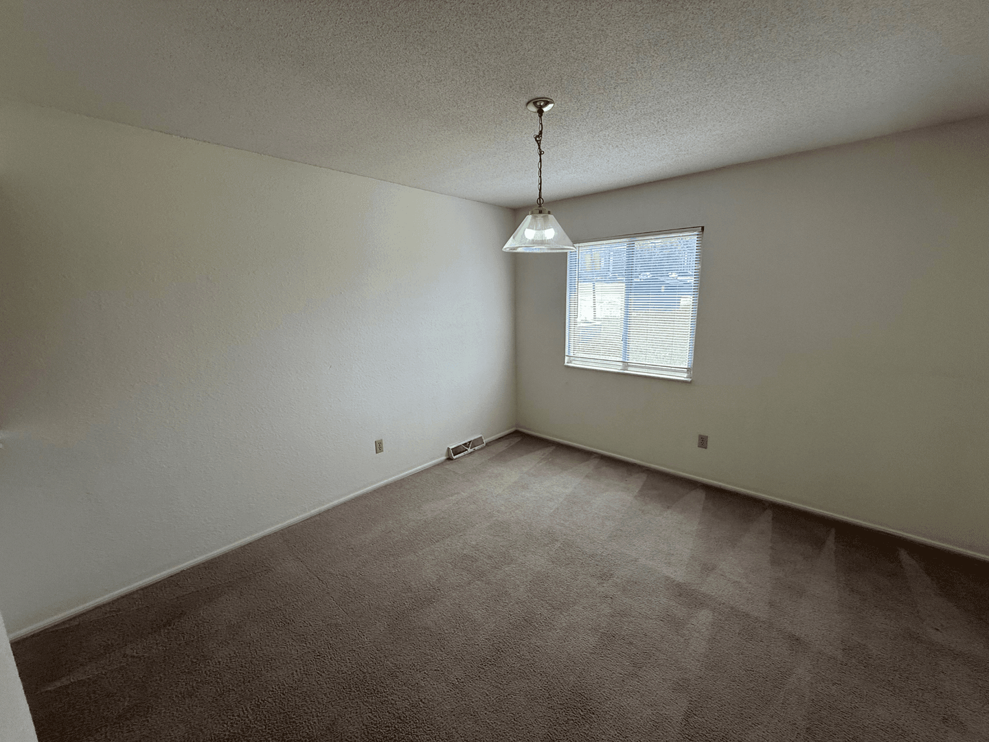 Jefferson City House: 903 Southwest Blvd J