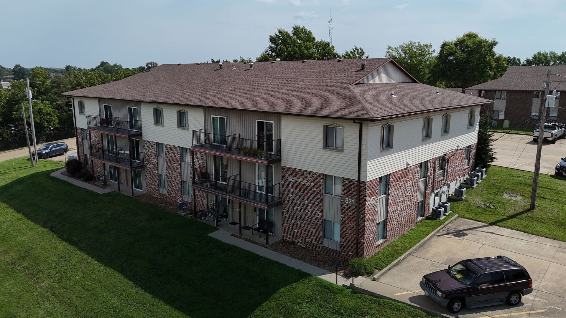 Jefferson City House: 821 Southwest Blvd J