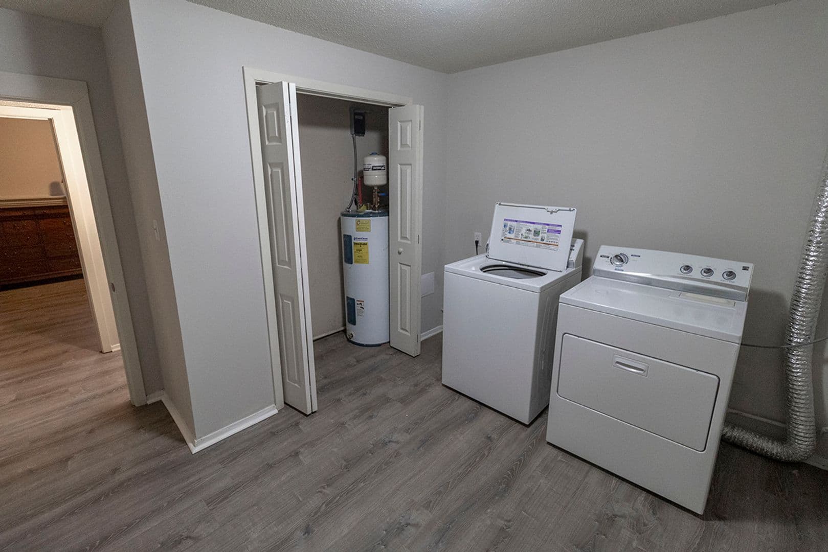Columbia House: 204 Wheaton Ct