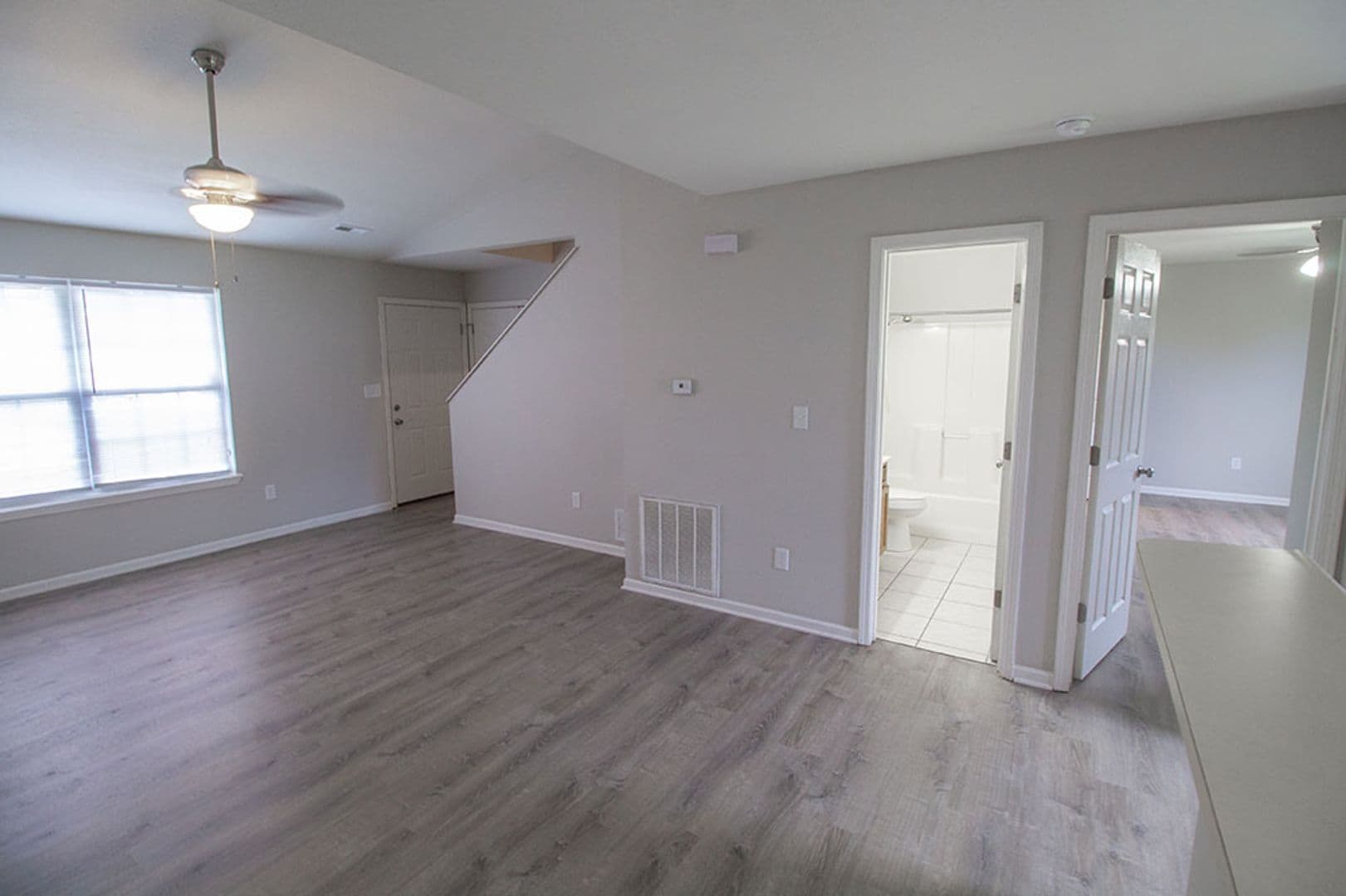 Columbia House: 1602 High Quest Cir