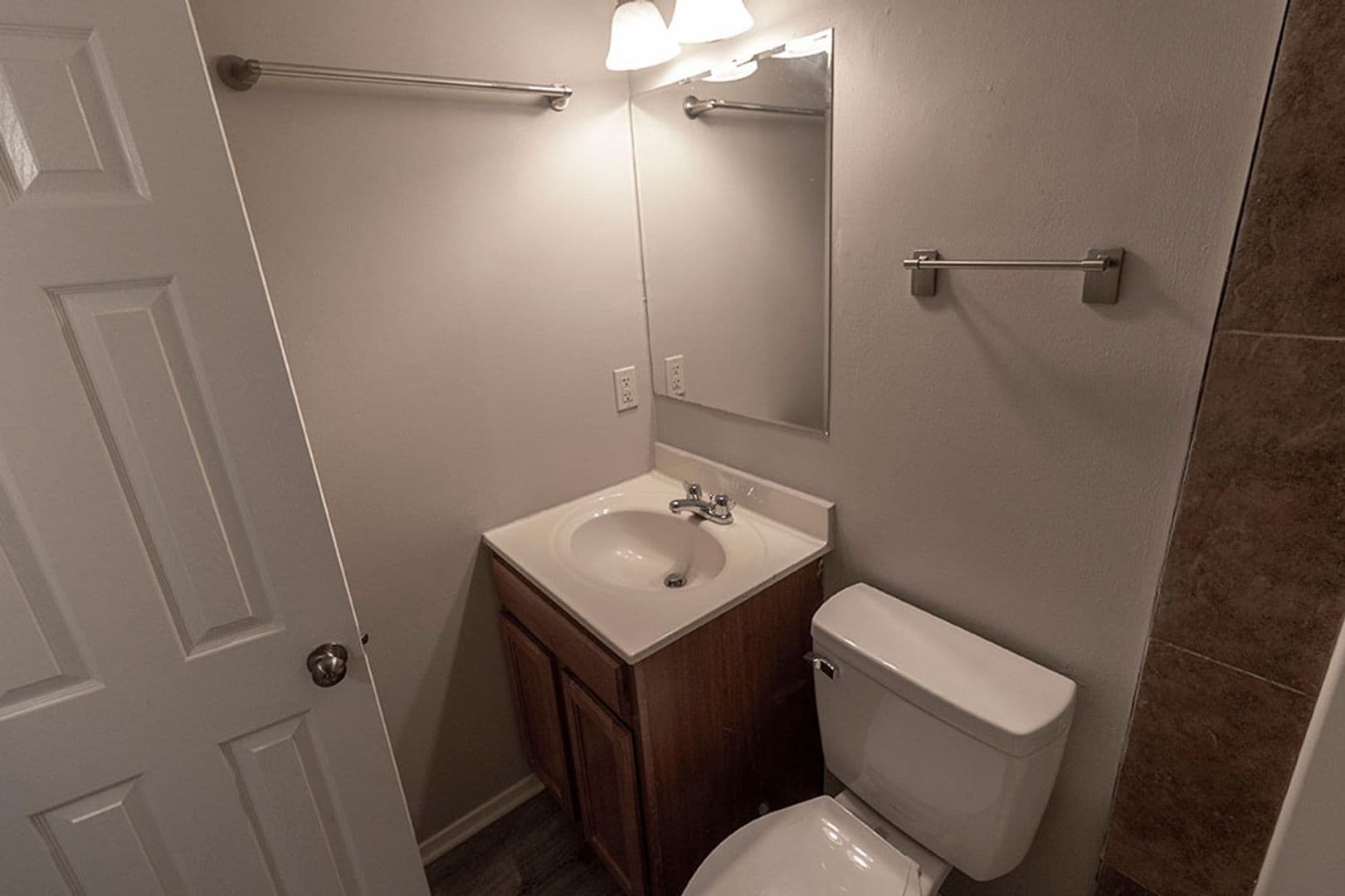 Columbia House: 215 Wheaton Ct