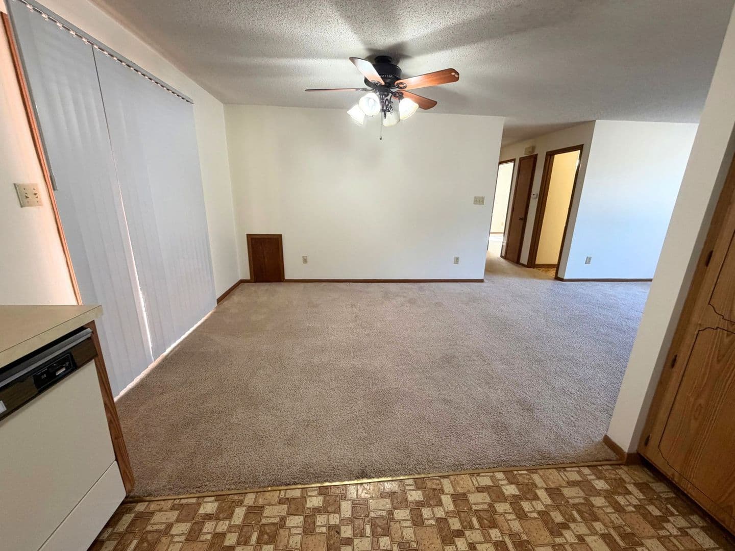 Jefferson City House: 843 Southwest Blvd D