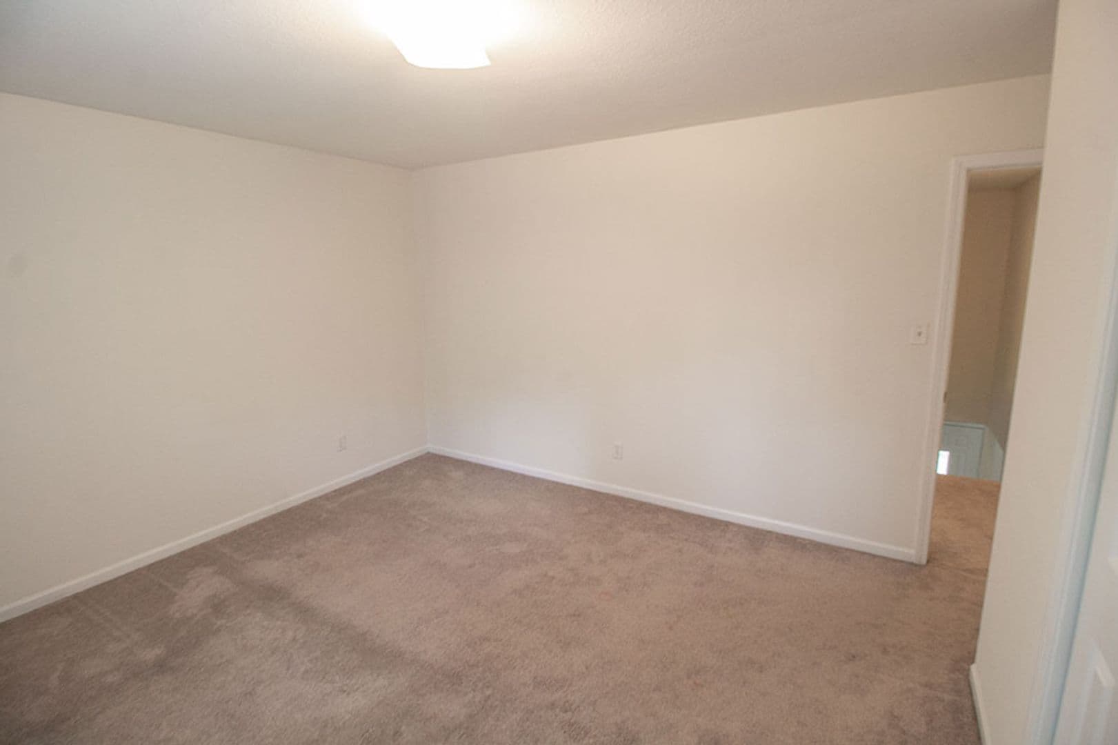 Columbia Apartment: 5200-5202 Tessa Way