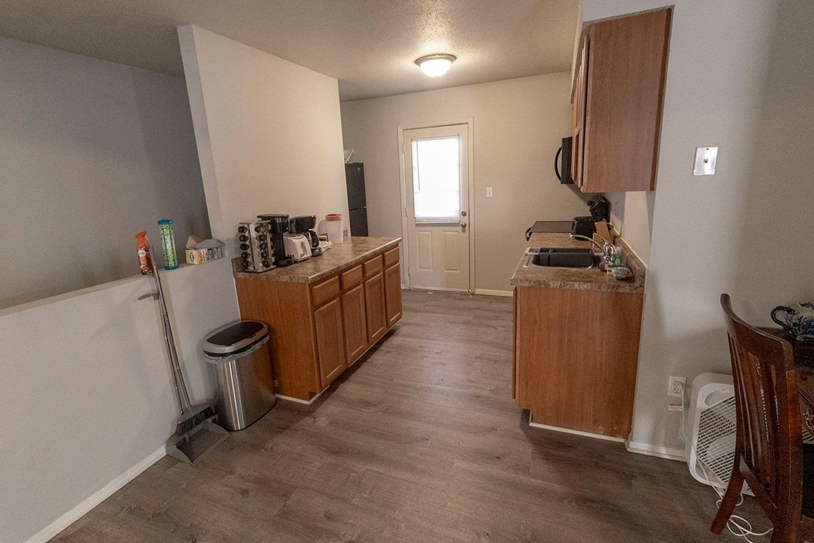 Columbia House: 204 Wheaton Ct
