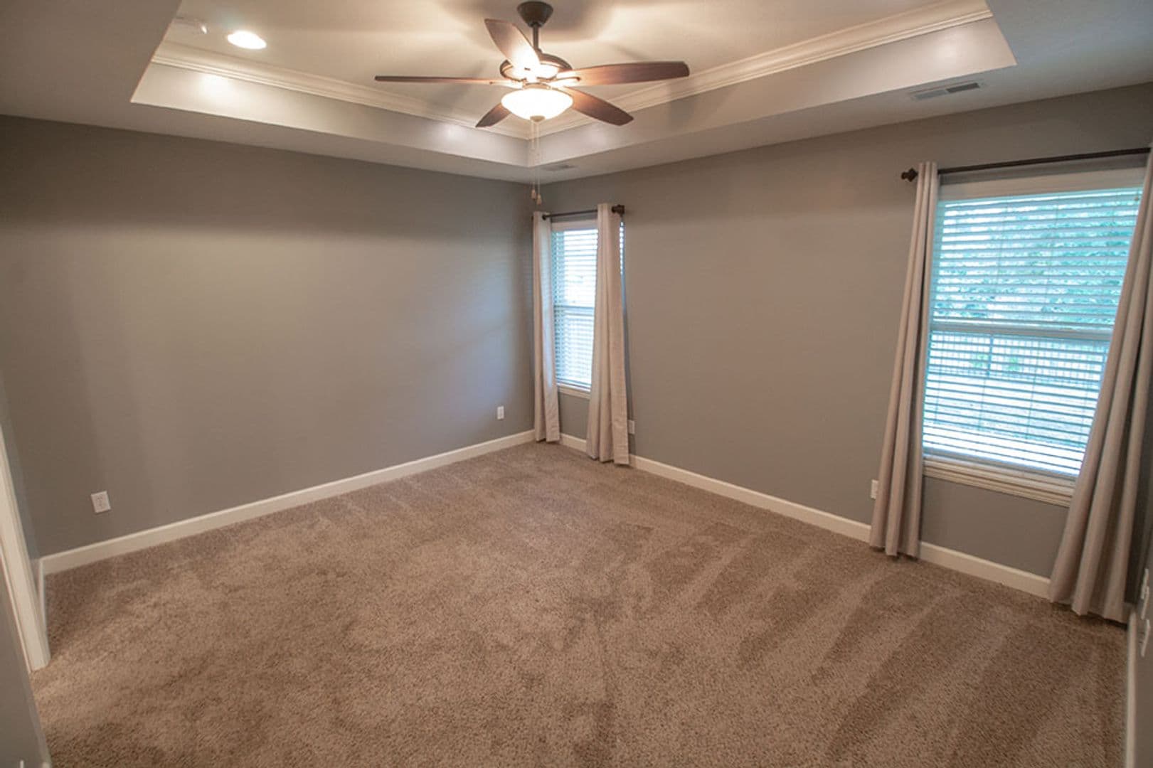 Columbia House: 7504 Wellford Ct