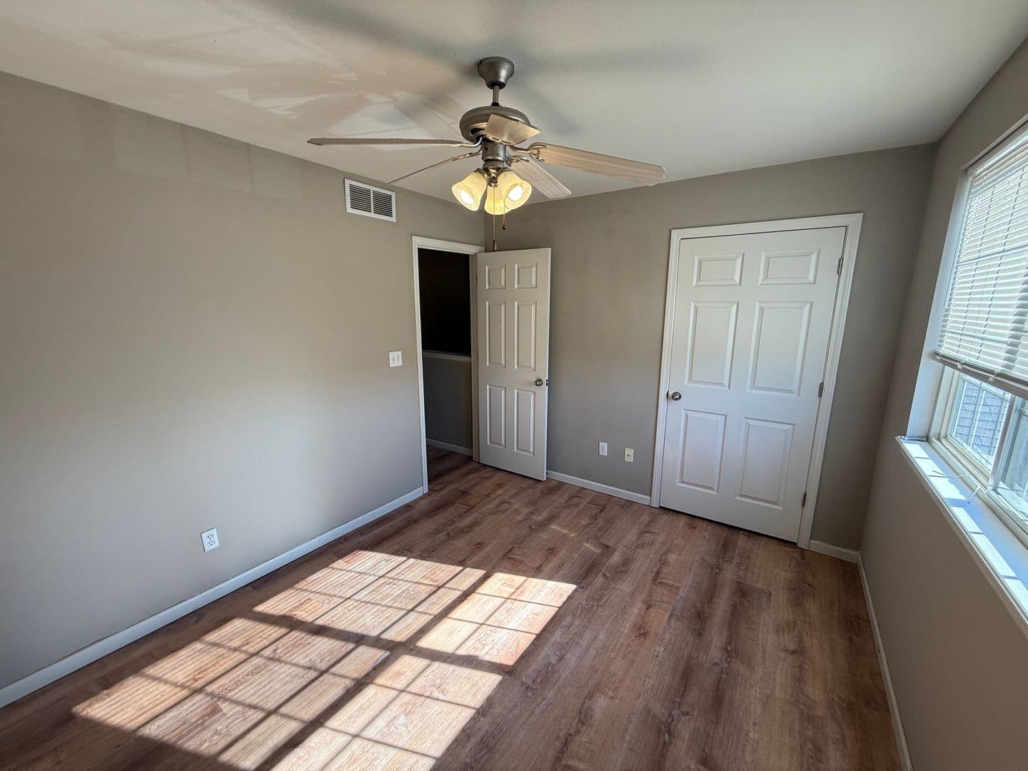 Columbia House: 4006 Snowy Owl Drive