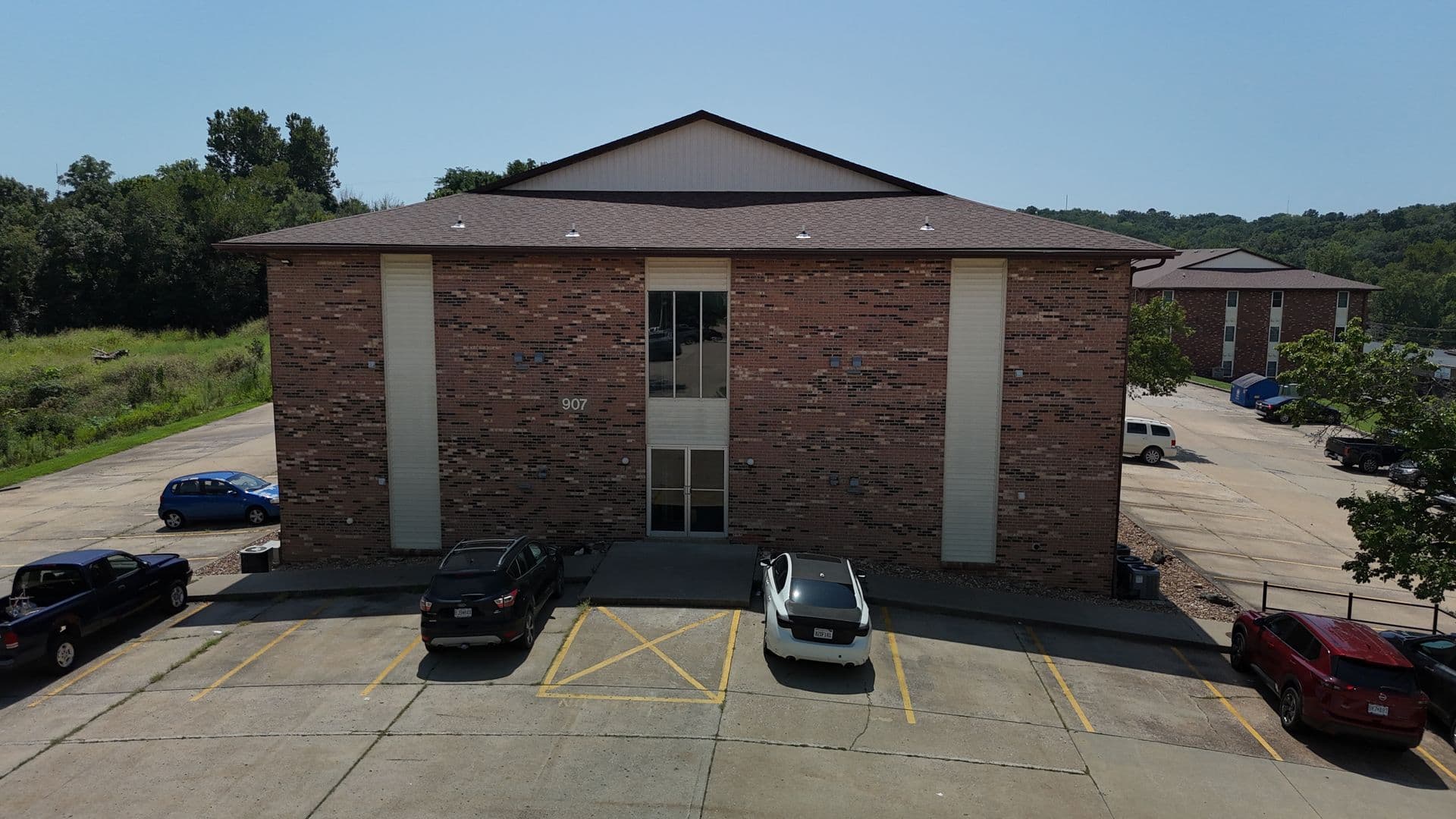Jefferson City House: 907 Southwest Blvd B-5