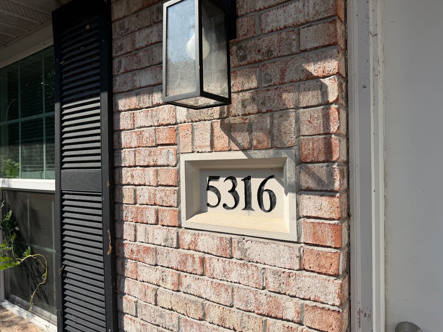 Columbia House: 5316 Godas Circle