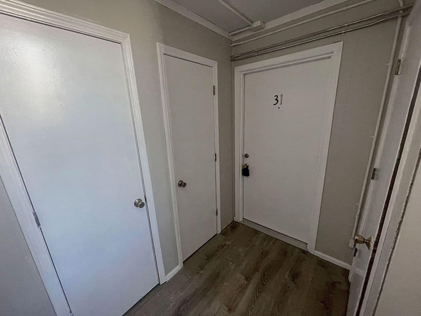 Columbia Apartment: 3408 Balboa Ln #31