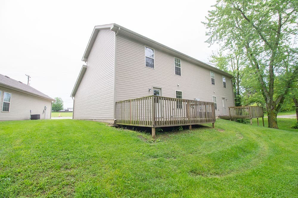 Columbia House: 2119 Ballenger Ln
