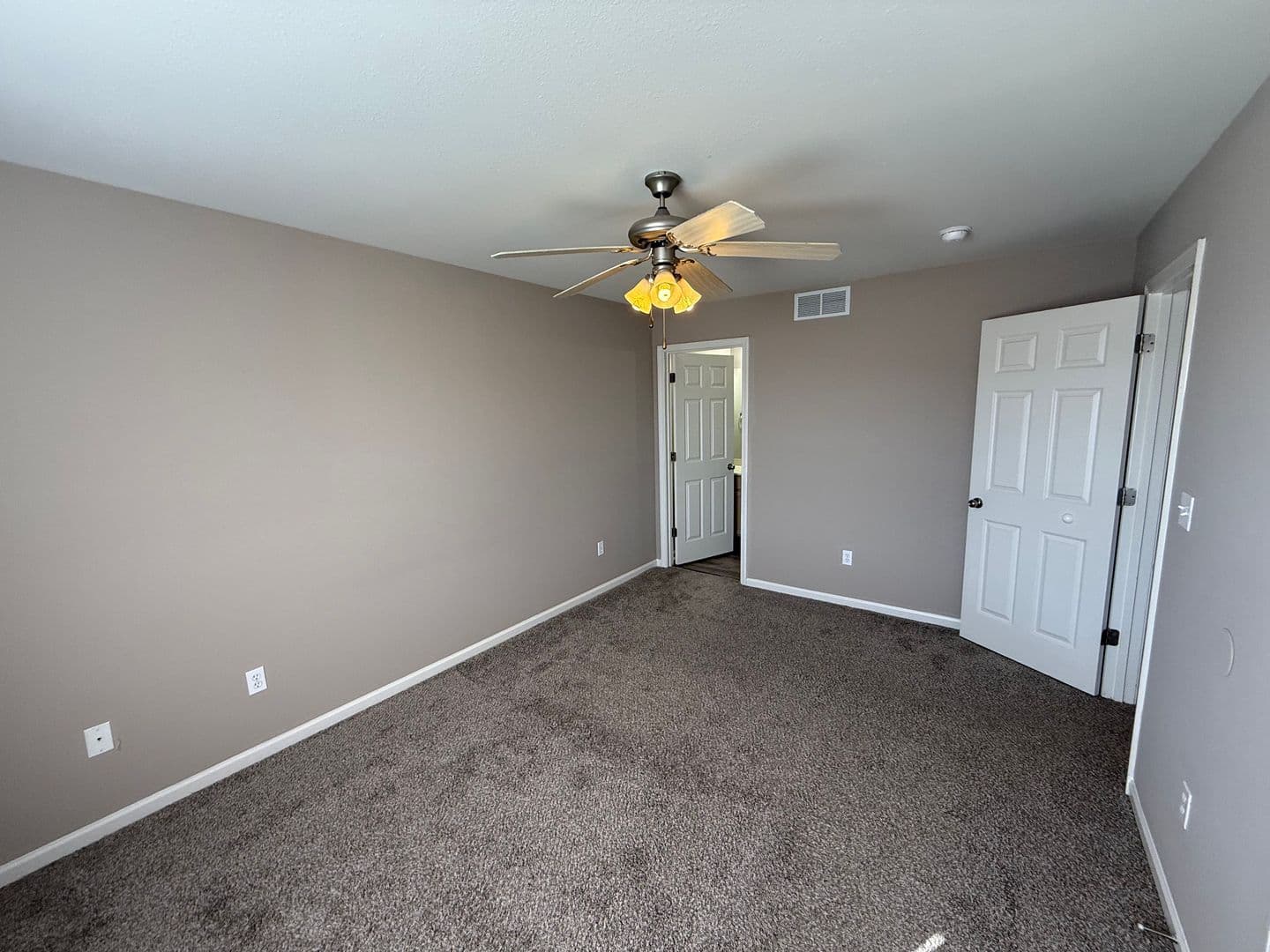 Columbia House: 214 Arctic Wolf Ct