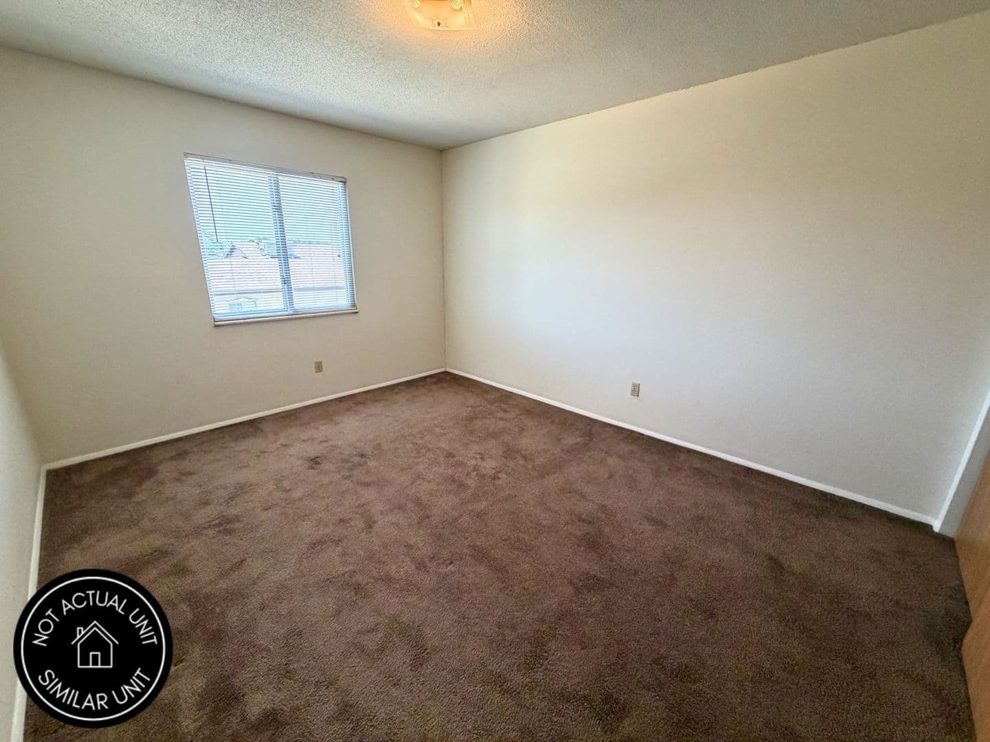Jefferson City House: 905 Southwest Blvd E