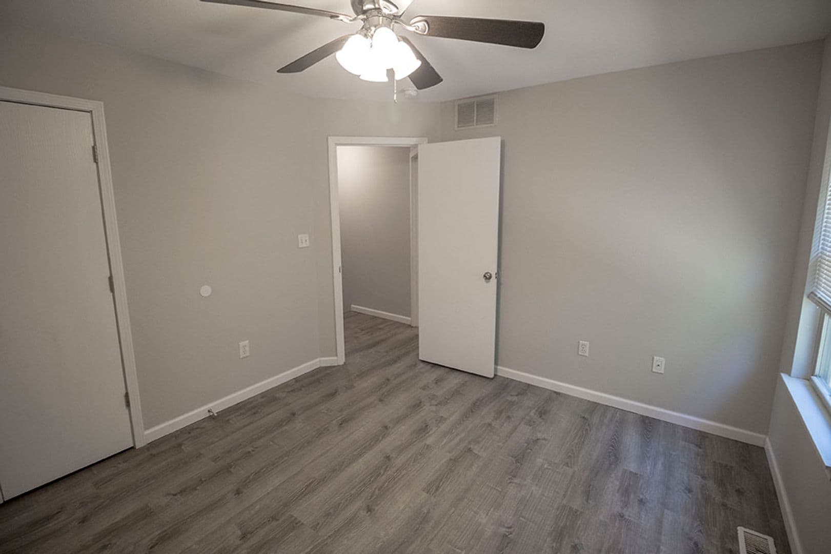 Columbia House: 1405 Greensboro Dr