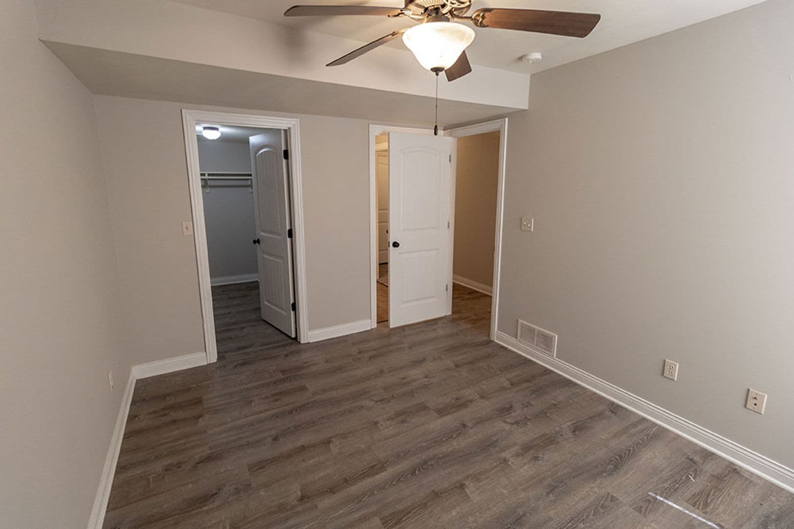 Columbia Apartment: 4700 Dehaven Dr