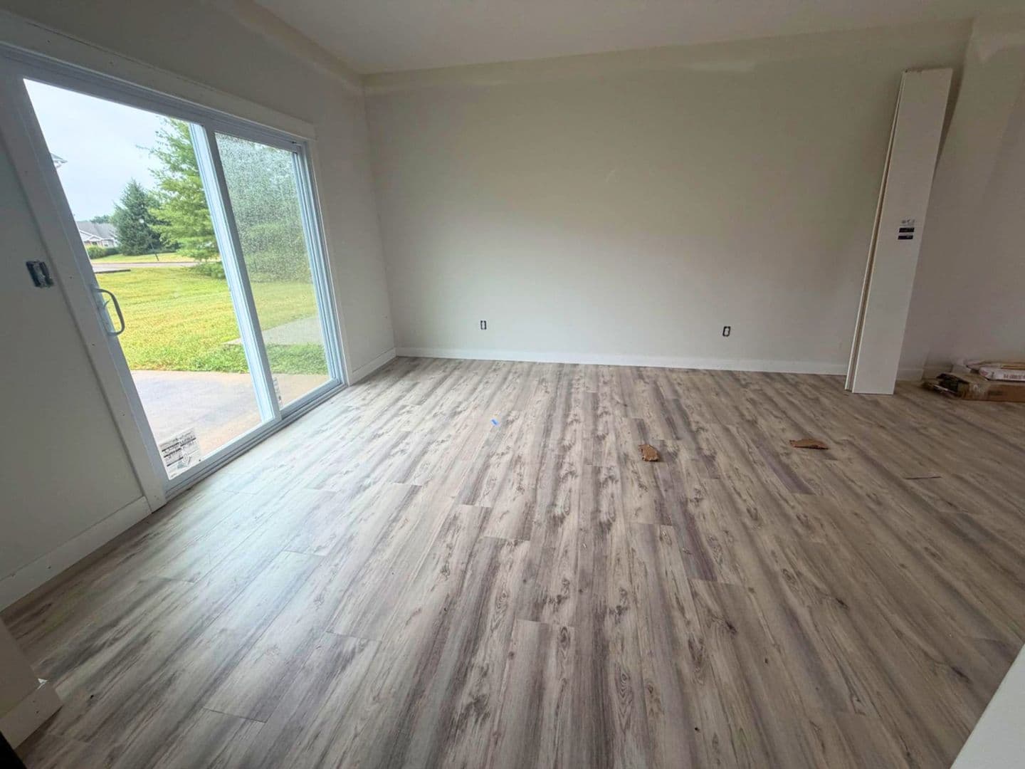 Columbia House: 5000 Derby Ridge Dr - 503
