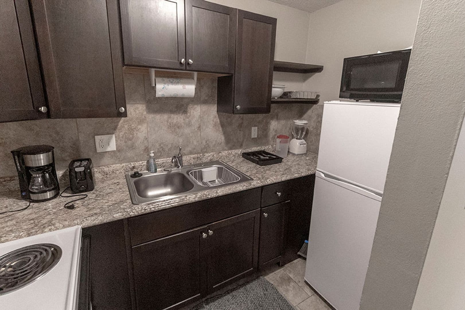 Columbia House: 105 N Garth Ave #49