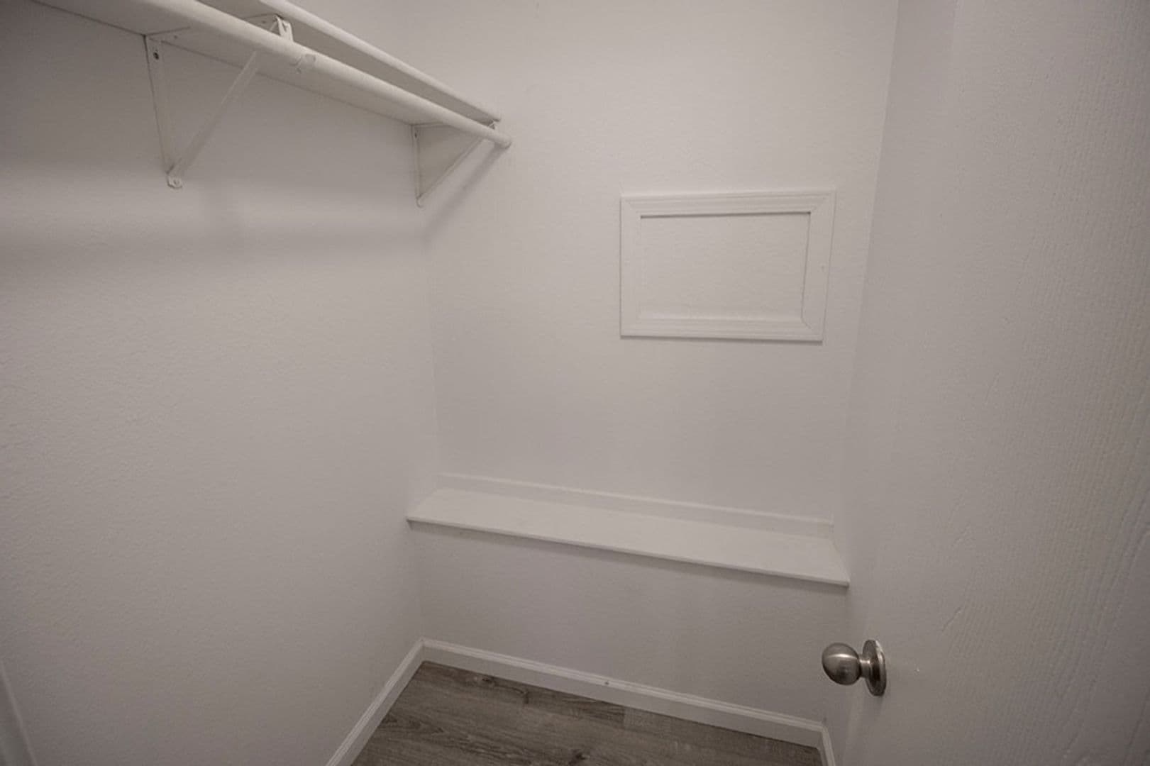 Columbia House: 1405 Greensboro Dr