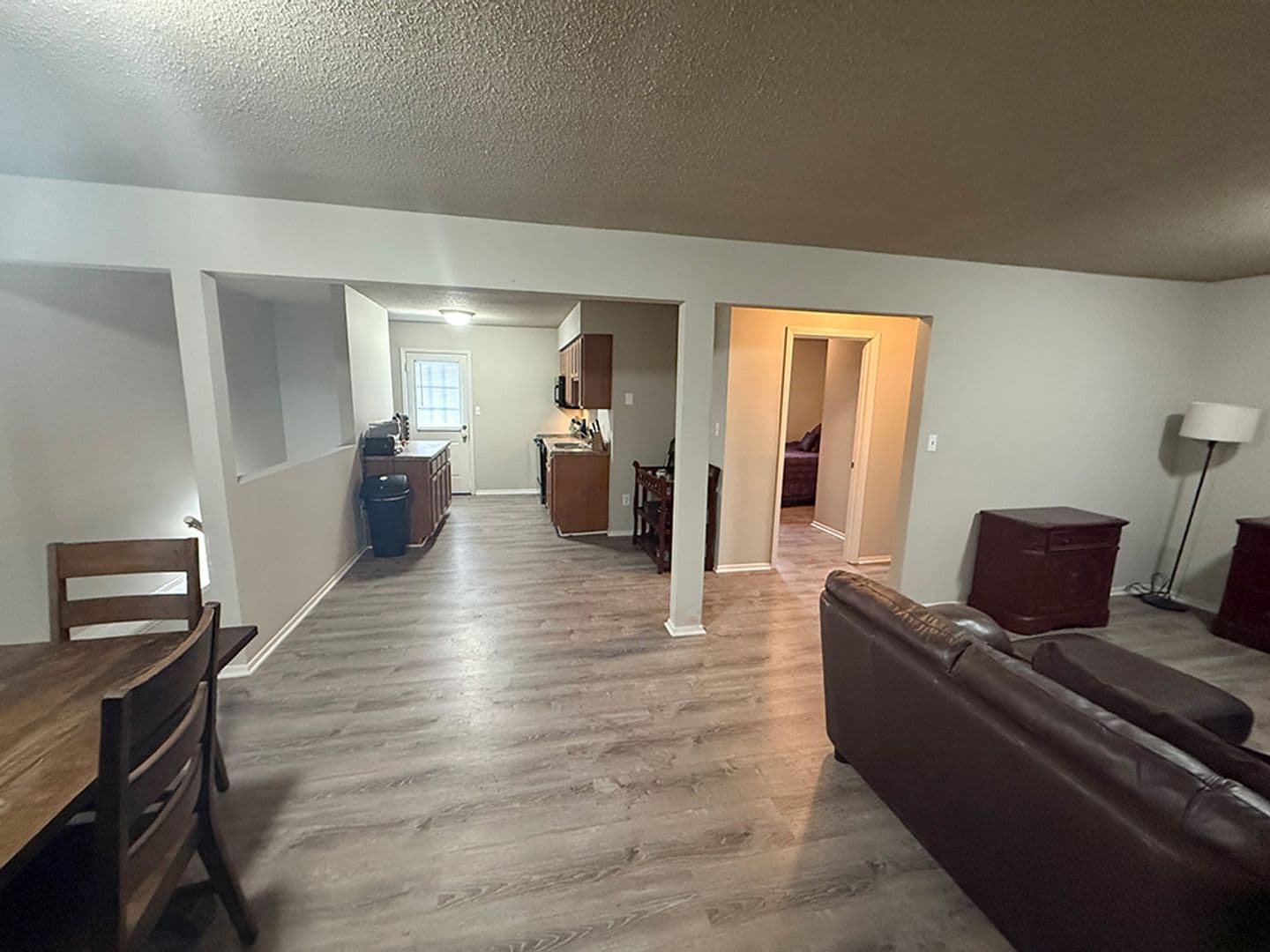 Columbia House: 212 Wheaton Ct