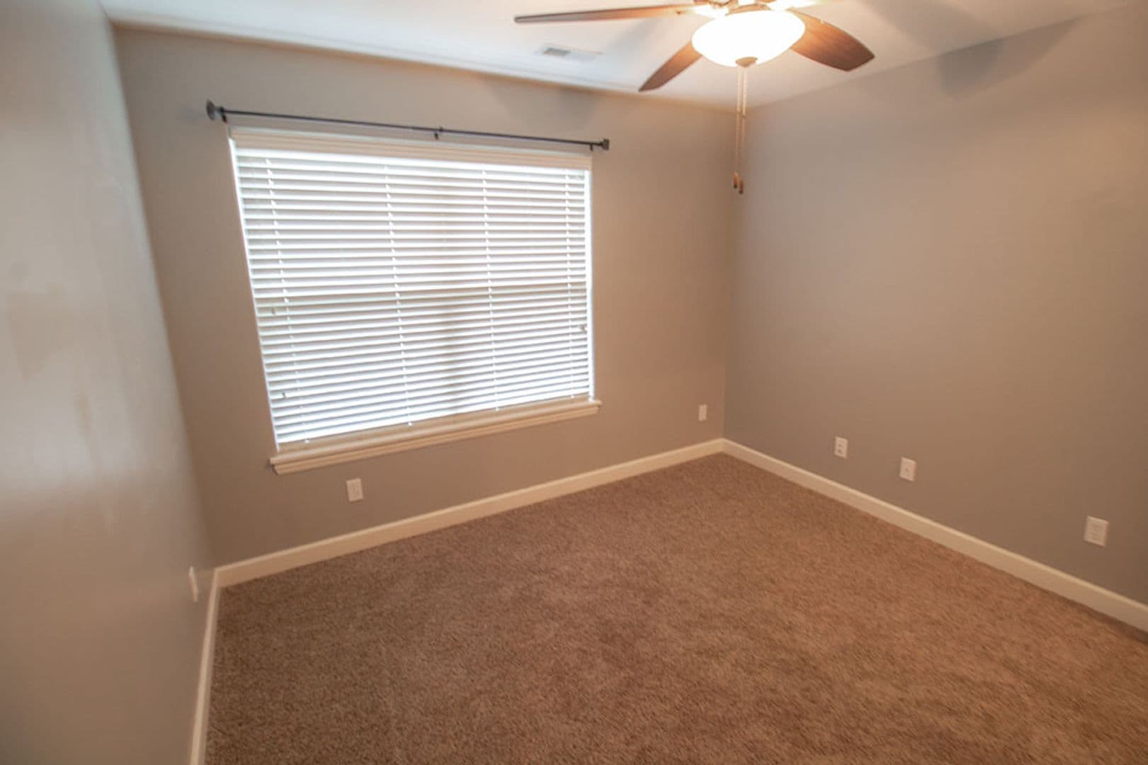 Columbia House: 7504 Wellford Ct