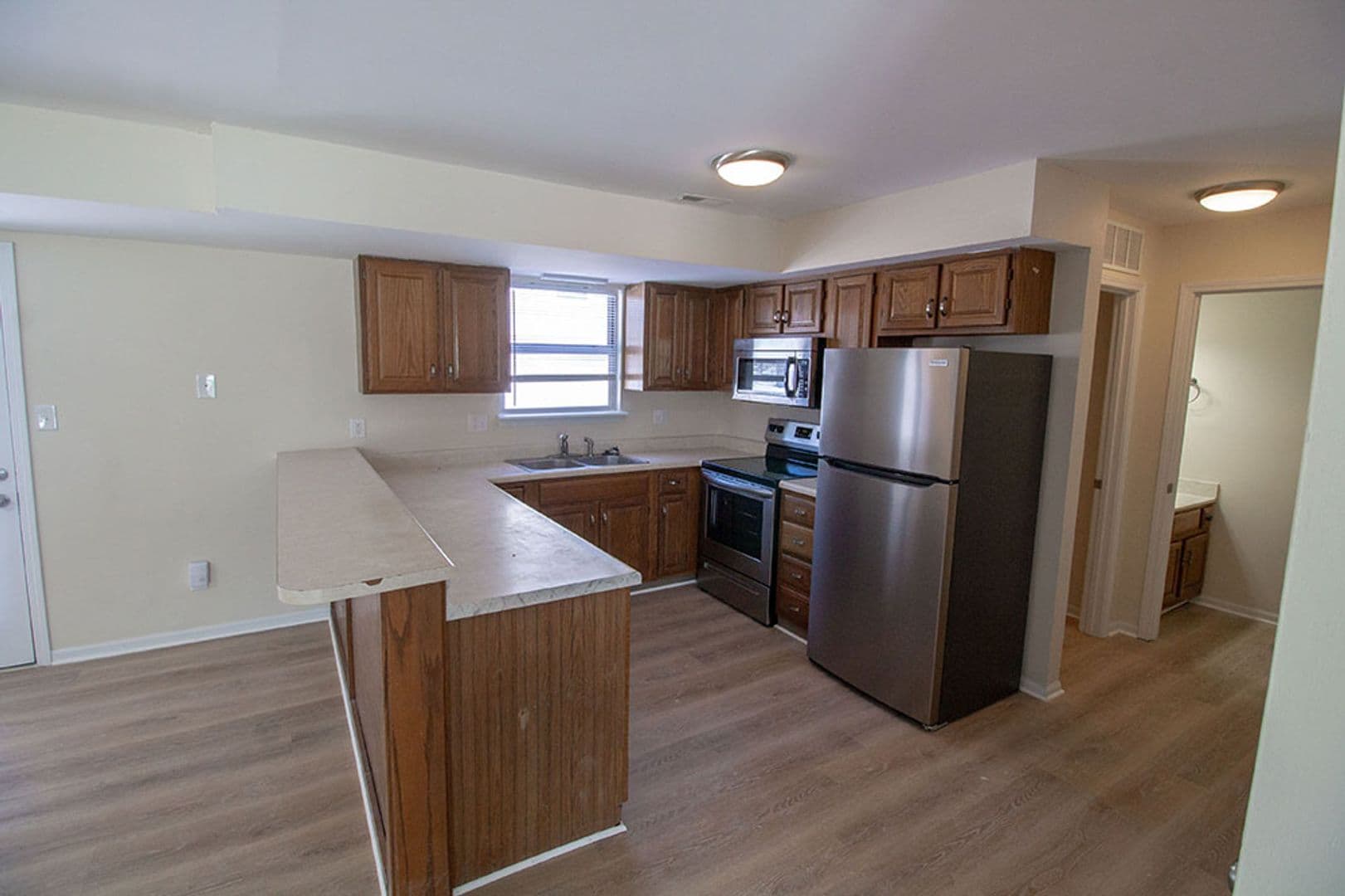 Columbia House: 3612 Hermitage Rd