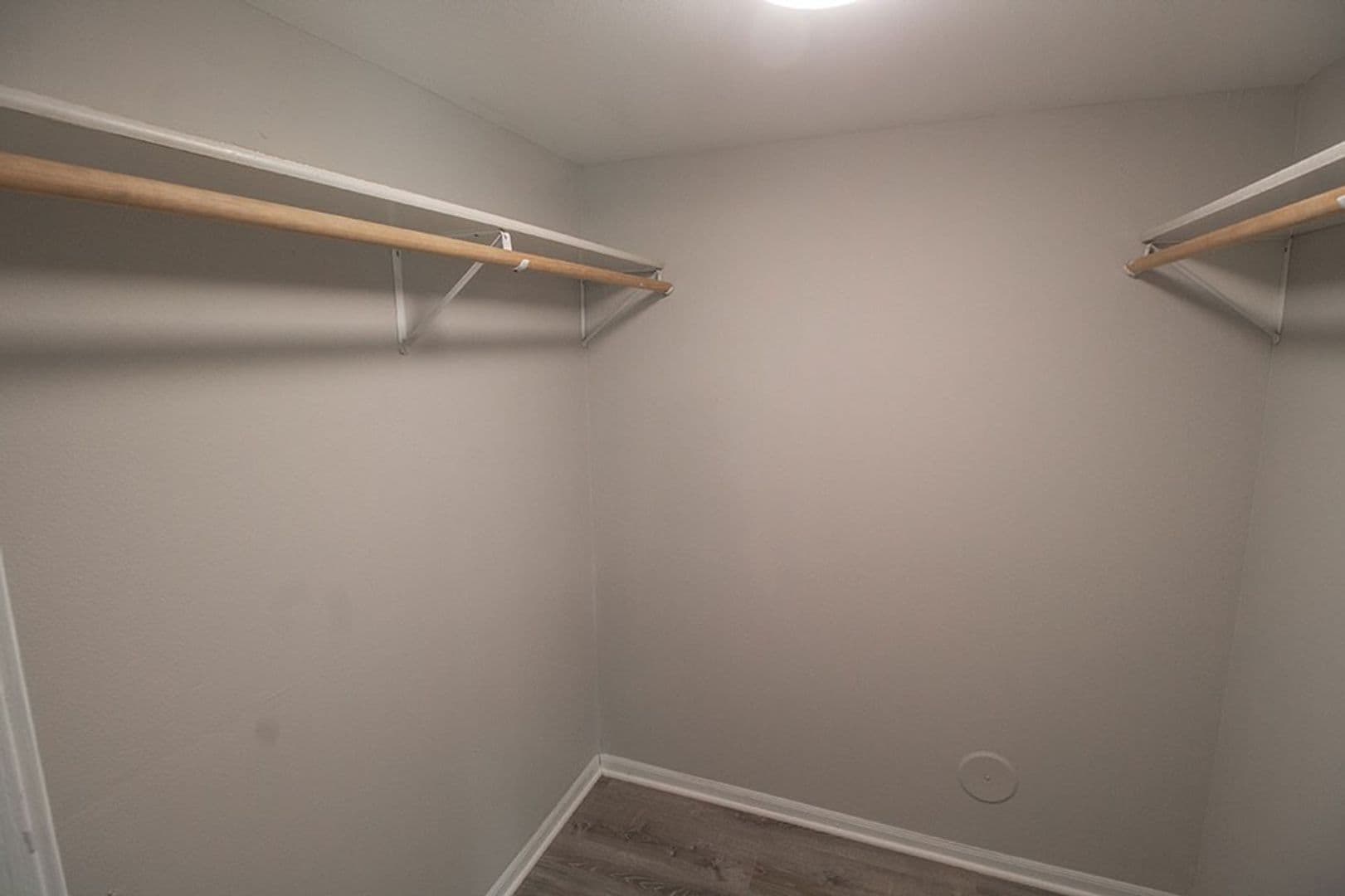 Columbia House: 1413 Greensboro Dr