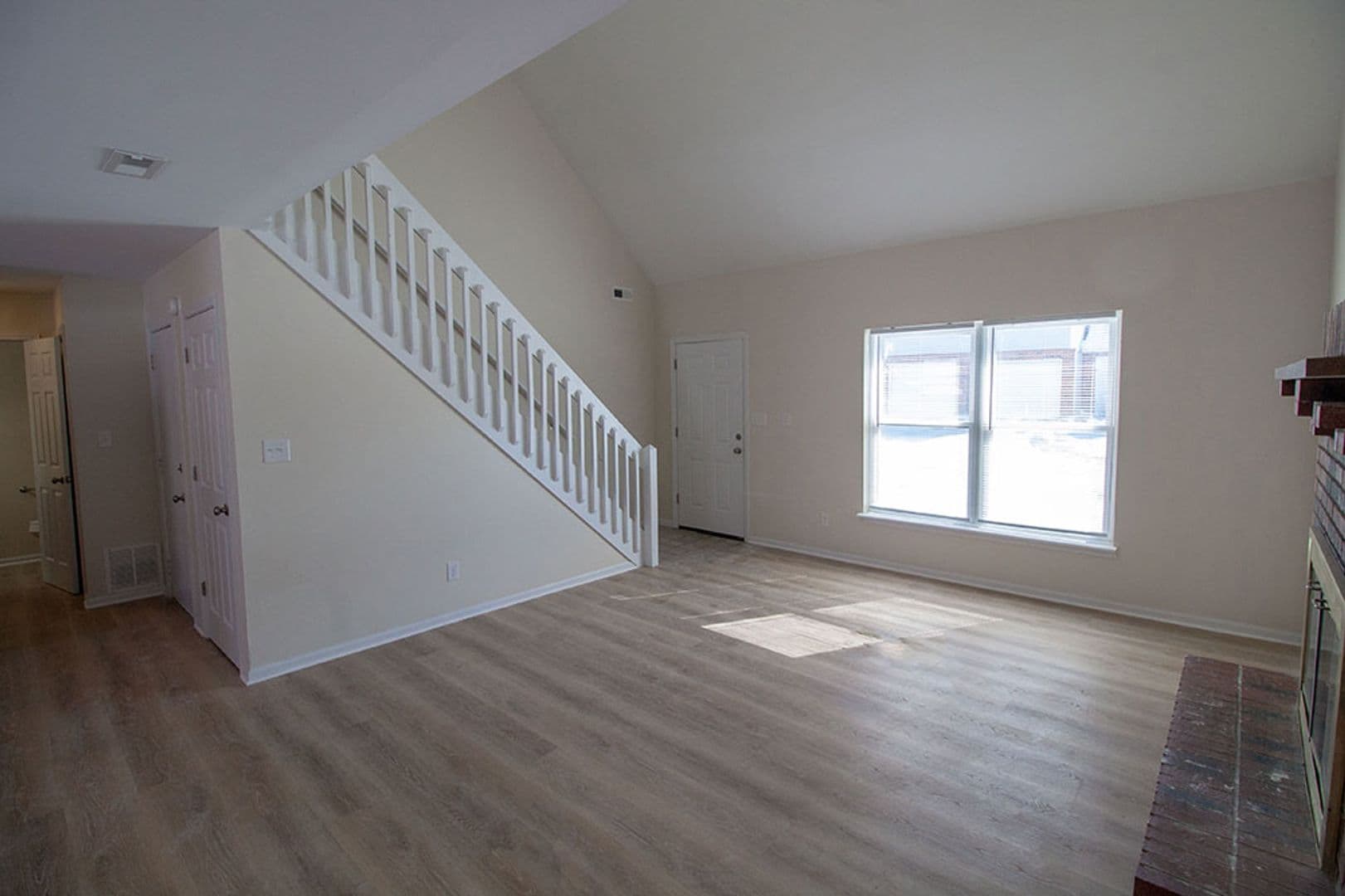 Columbia House: 3612 Hermitage Rd