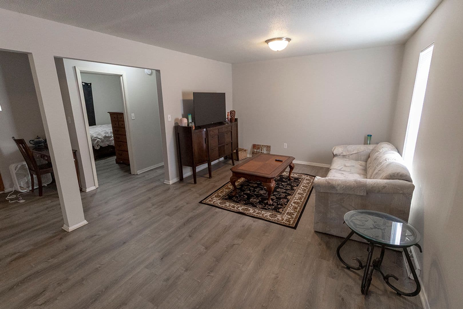 Columbia House: 204 Wheaton Ct