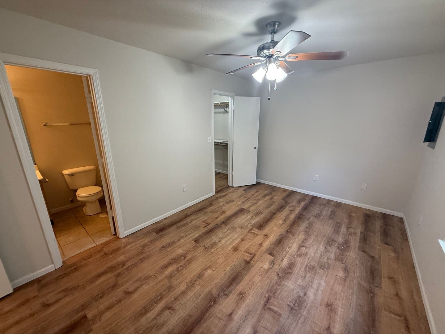 Columbia House: 1635 Bold Ruler Ct