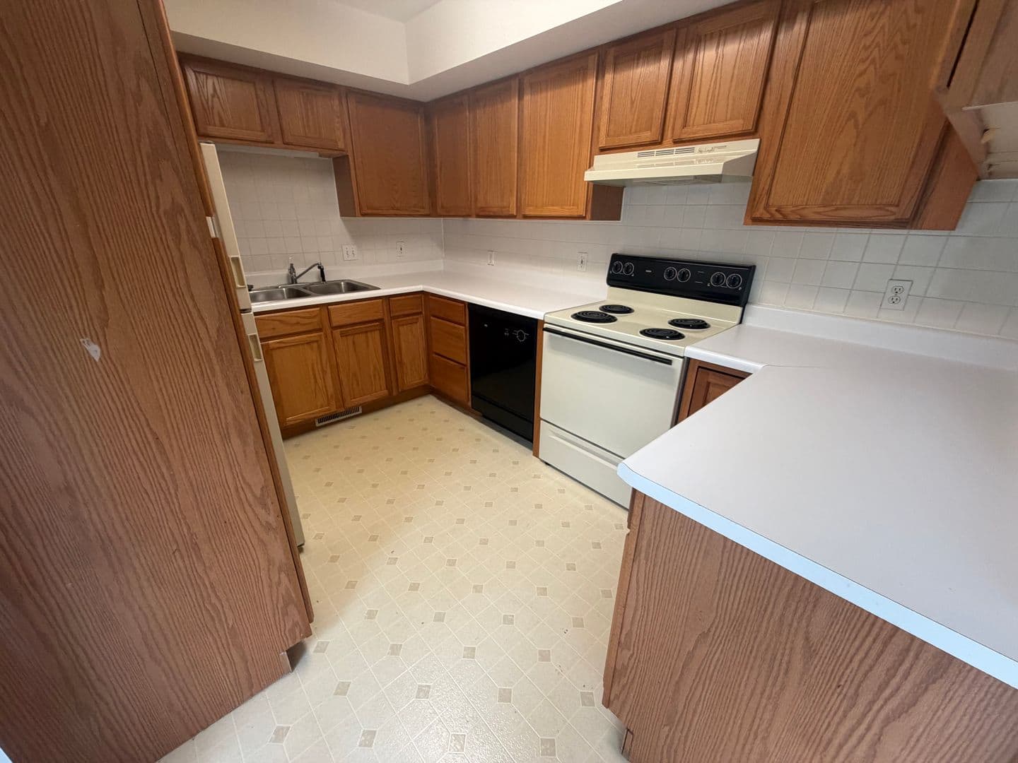 Jefferson City House: 405 Clayton Dr F