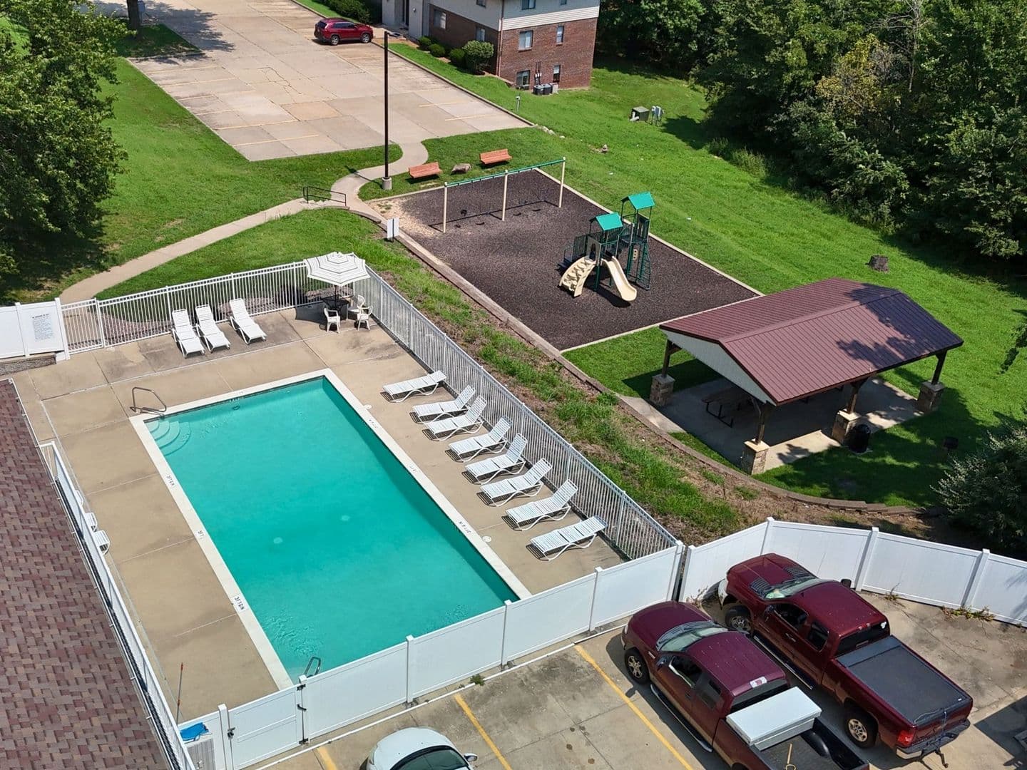 Jefferson City House: 905 Southwest Blvd E