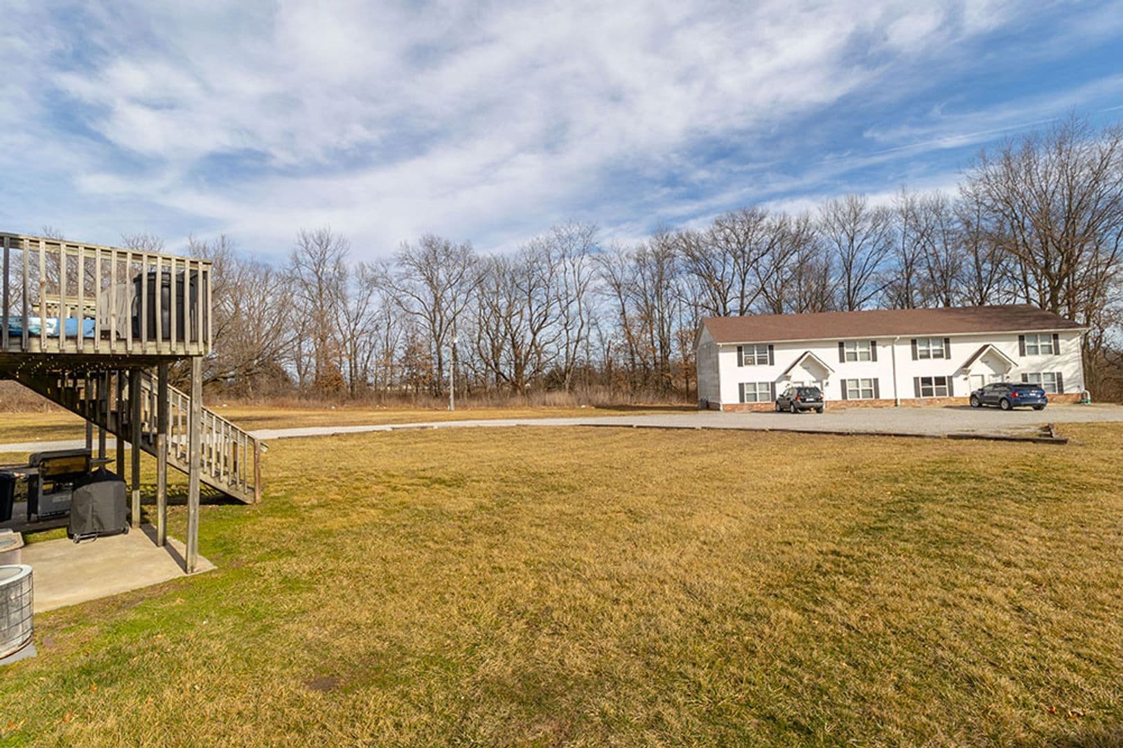 Columbia Apartment: 420 N East Park Ln