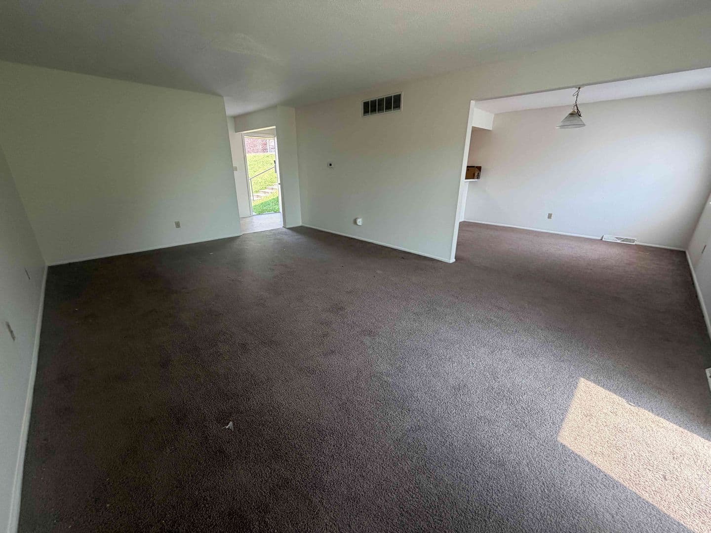 Jefferson City House: 903 Southwest Blvd H