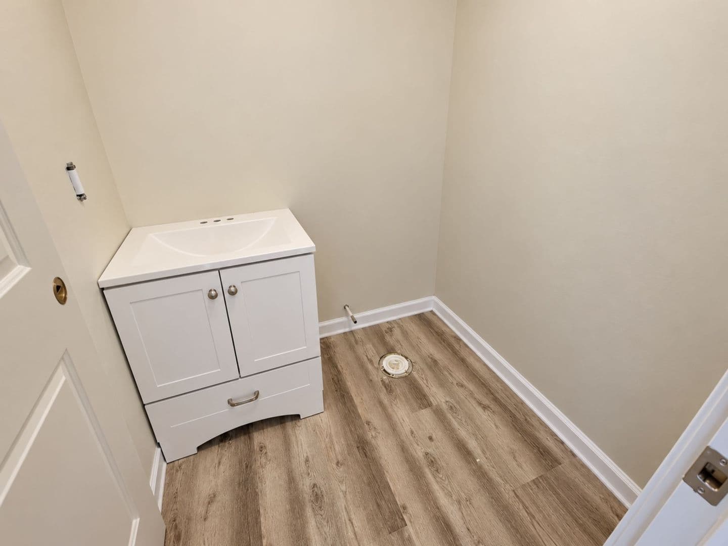 Columbia House: 5000 Derby Ridge Dr - 502