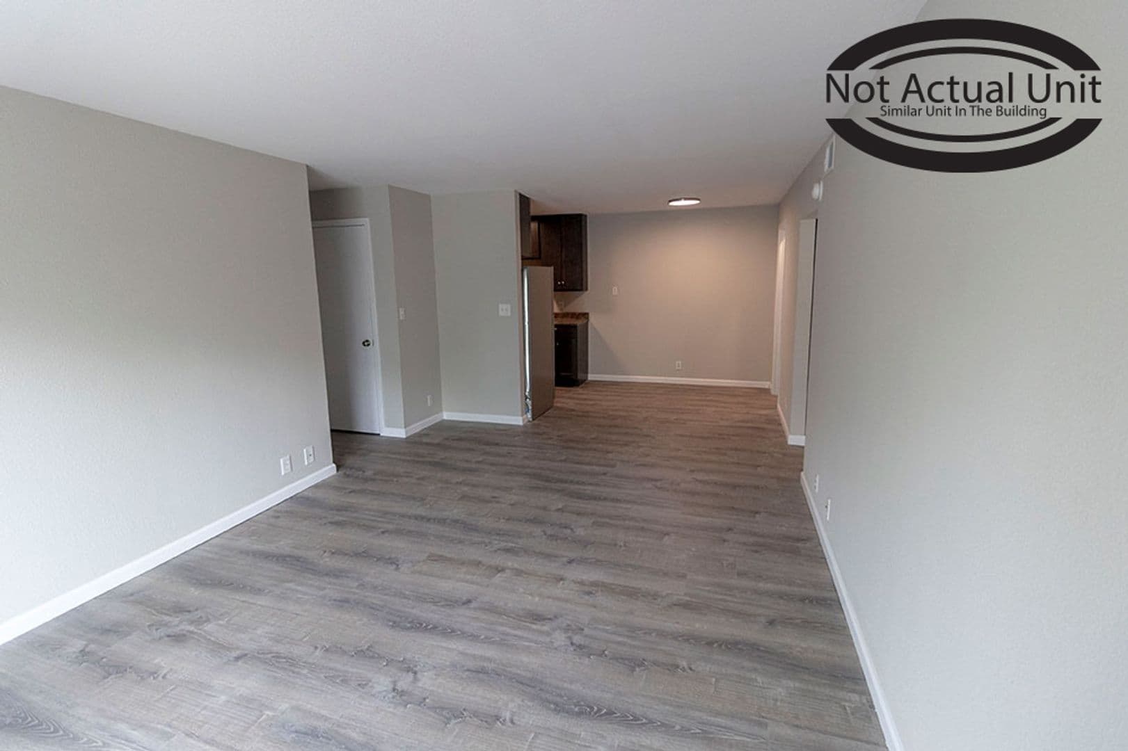 Columbia House: 3408 Balboa Ln #45