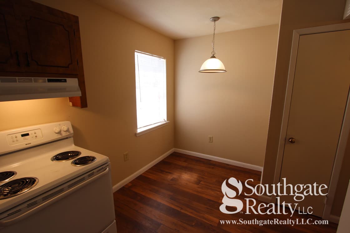Hattiesburg Apartment: 801 N. 28th Avenue
