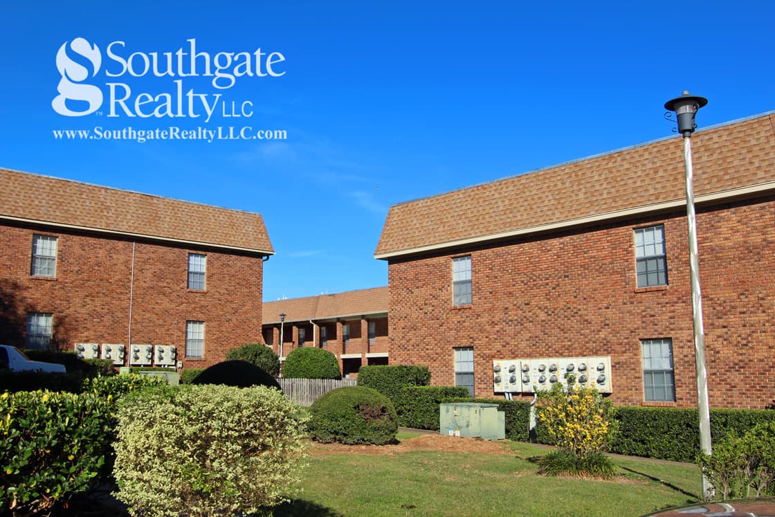 Hattiesburg Apartment: 111 N. 33rd Avenue