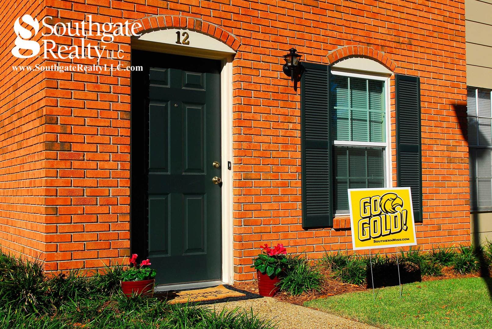 Hattiesburg Apartment: 300 N. 38th Avenue