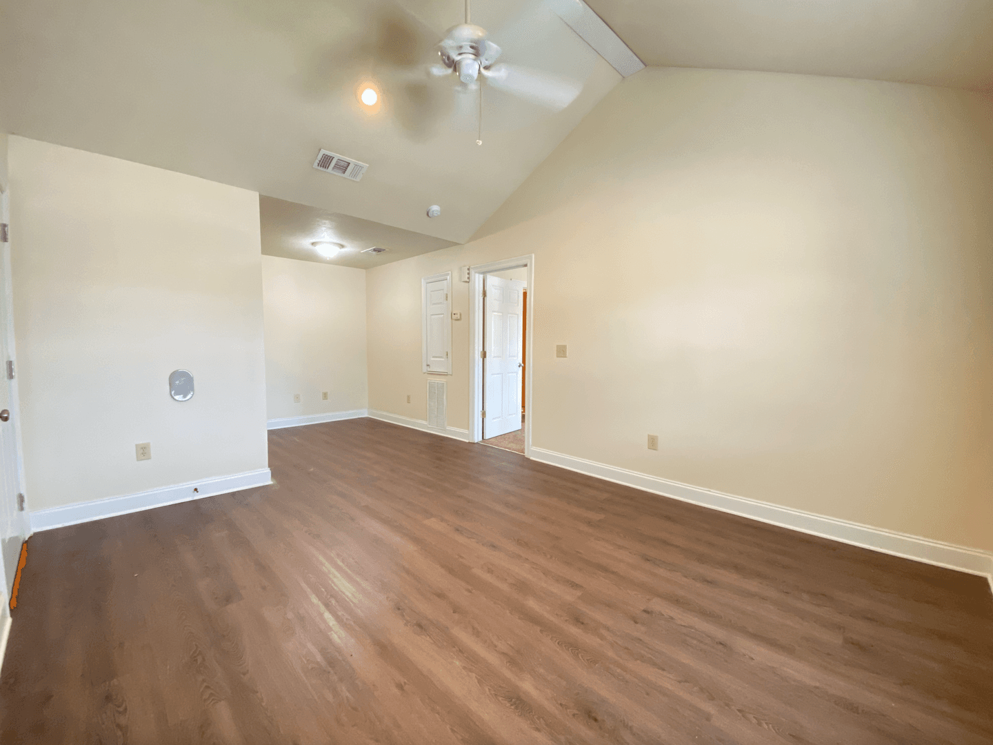 Hattiesburg Apartment: 46 Hillcrest Drive